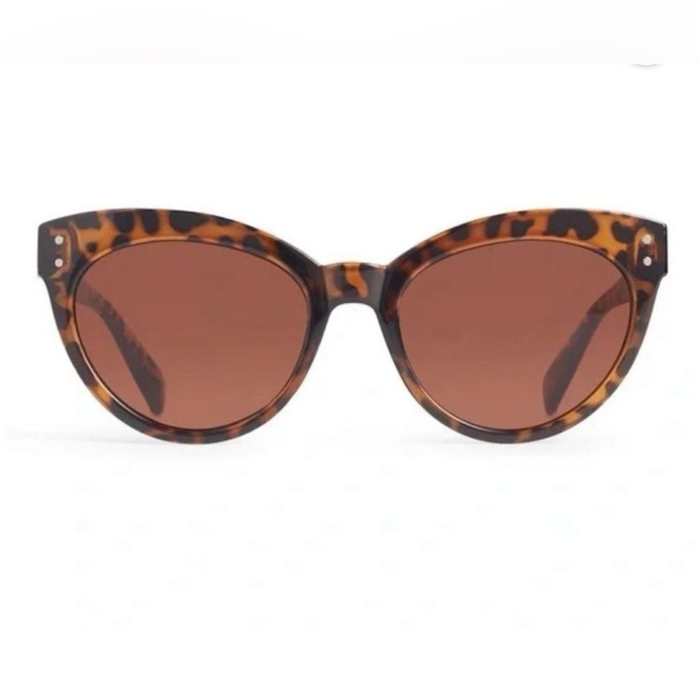 SAINT OWEN x Curateur Wylde Tortoise Shell Sunglasses in Black Faux Leather Case